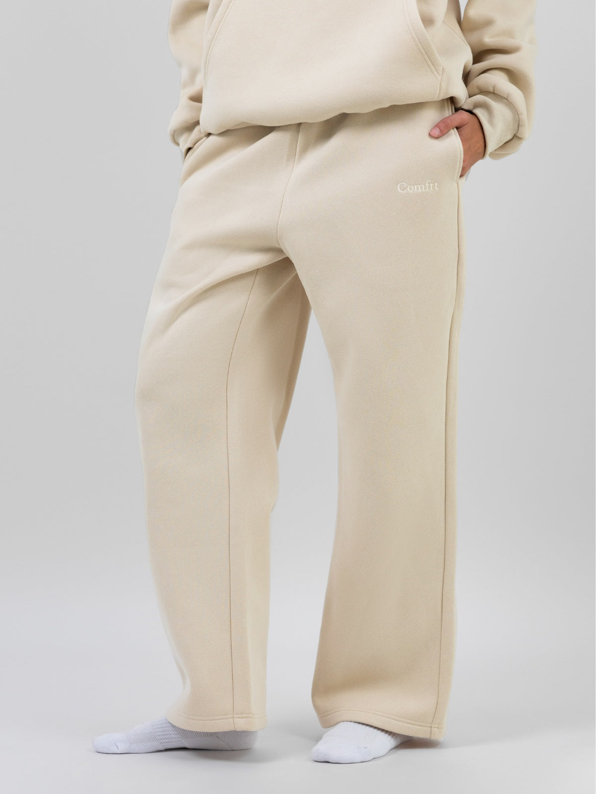 Signature Straight Leg Sweatpants