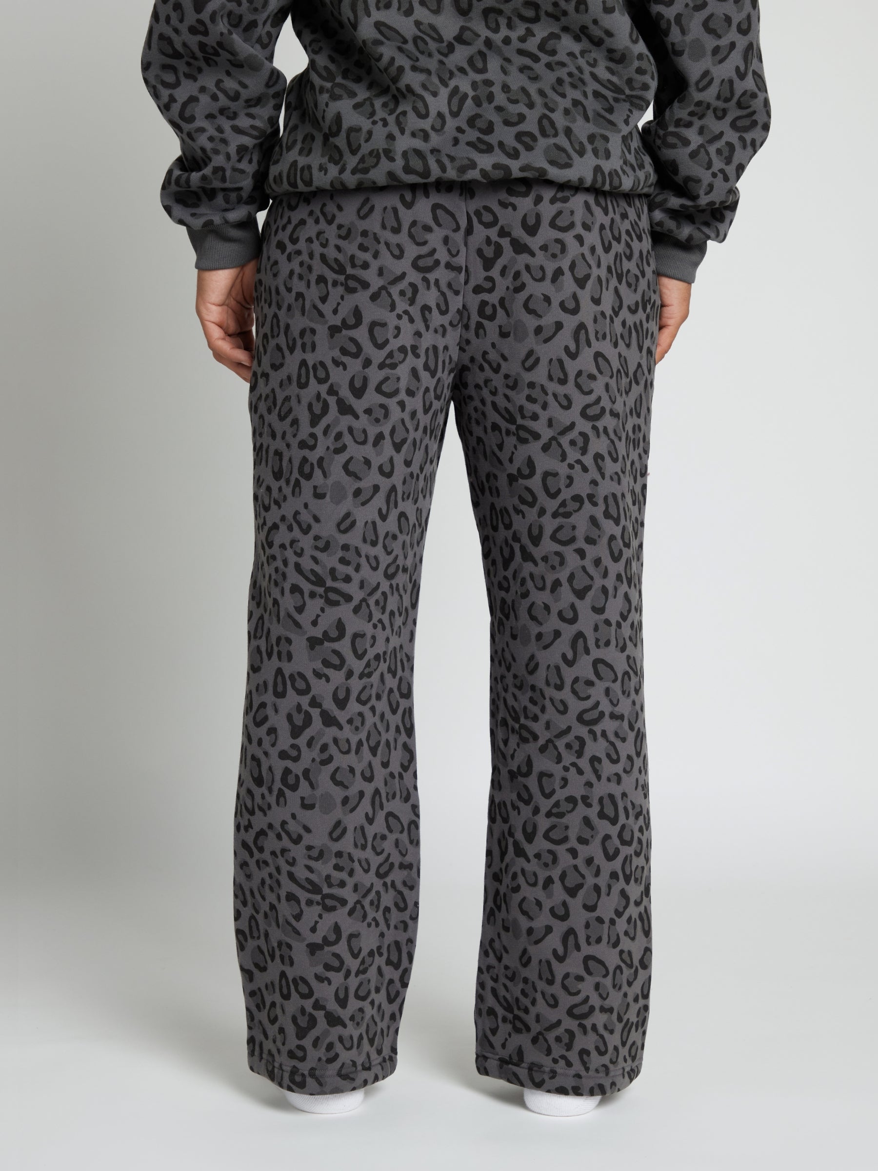 Minimalist Straight Leg Sweatpants - Pre-Order