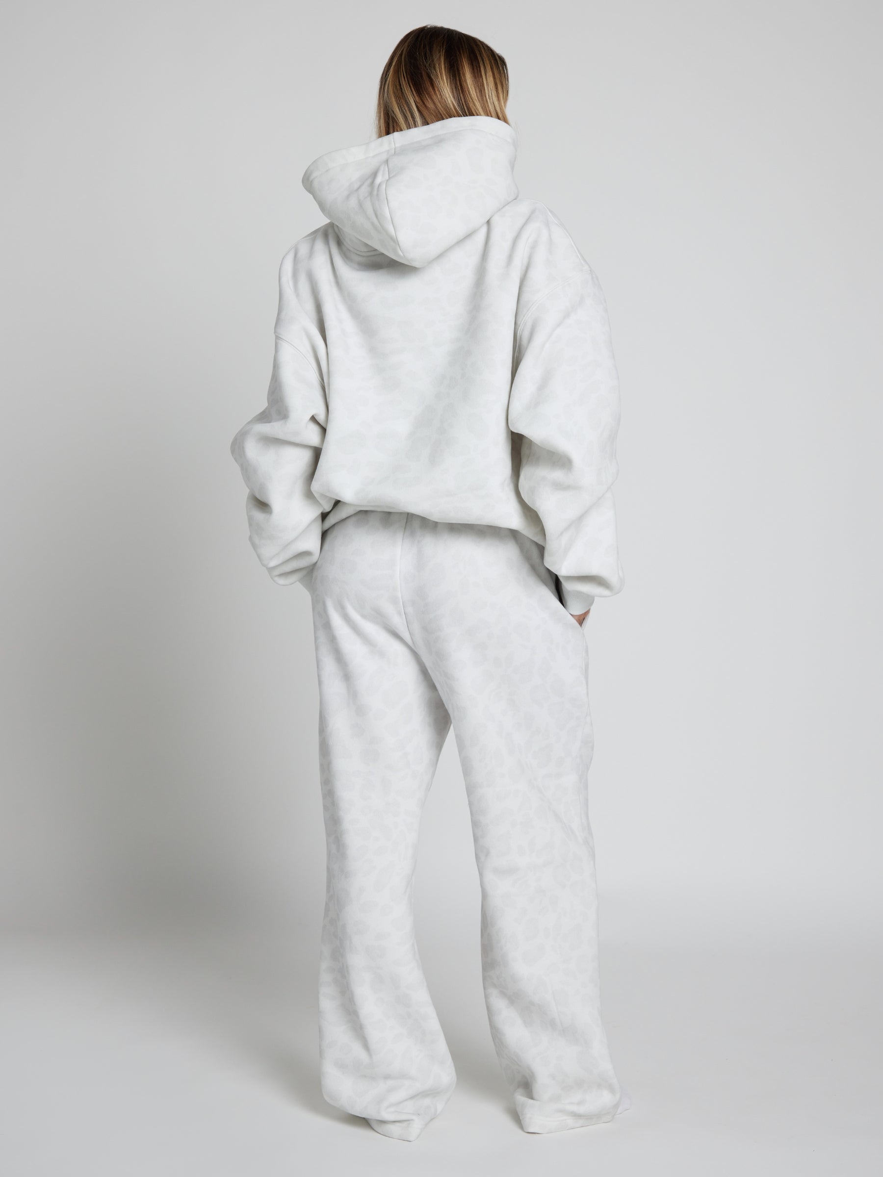 Minimalist Straight Leg Sweatpants